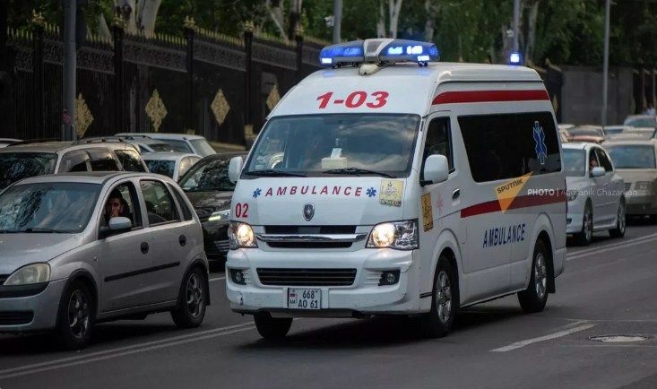 İrəvanda ağır yol qəzası baş verib, 10 nəfər xəsarət alıb