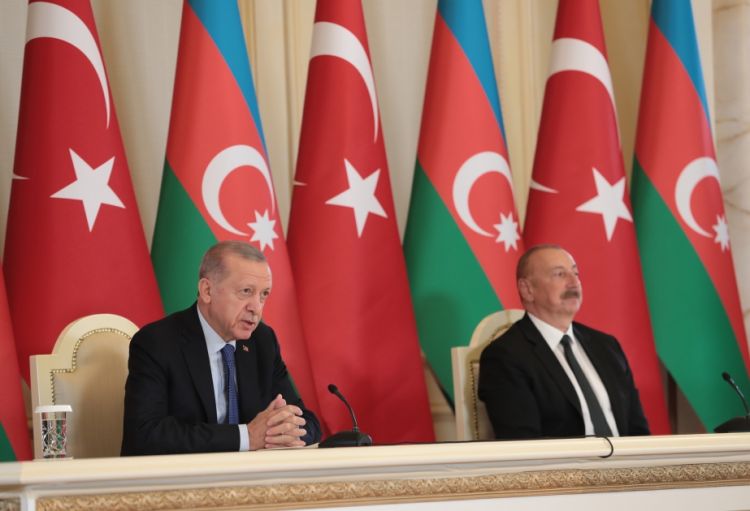 Türkiyə Prezidenti: Müdafiə sənayesi sahəsində üzərimizə düşən vəzifələri bundan sonra da yerinə yetirməkdə davam edəcəyik