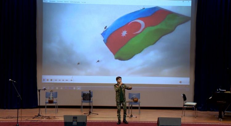 Bakı məktəbliləri Naxçıvanda konsert verib<font color=red> - VİDEO</font>