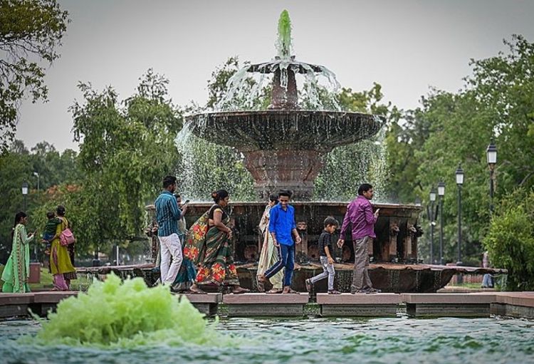 Hindistanda şiddətli istilər 34 nəfərin ölümünə səbəb olub