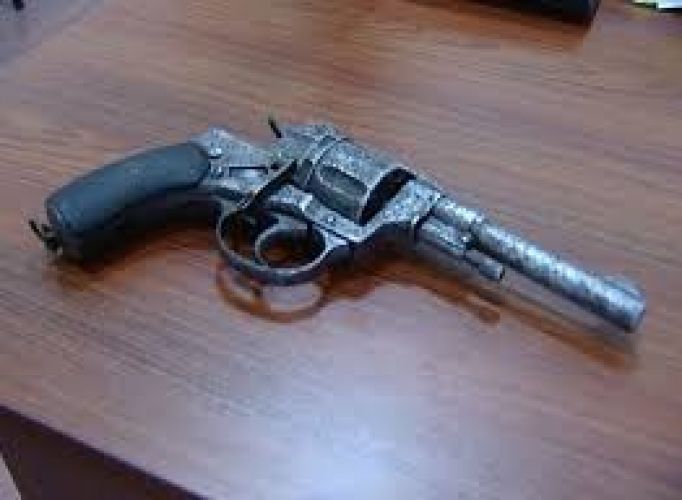 Cəhri qəsəbə sakinindən “Naqan” tipli tapança aşkarlanaraq götürülüb