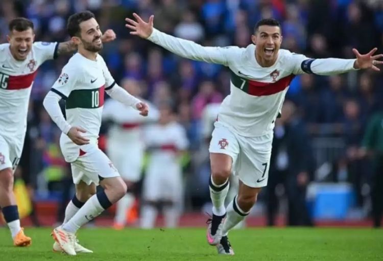 Portuqaliyalı futbolçu Kriştianu Ronaldu dünya rekordu müəyyənləşdirib