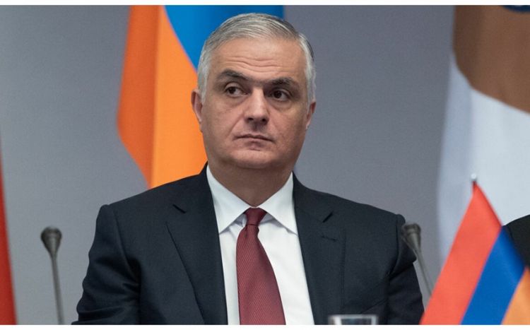 Paşinyanın müavini Ermənistanın KTMT-dən çıxacağı barədə sualı cavablandırmaqdan yayınıb