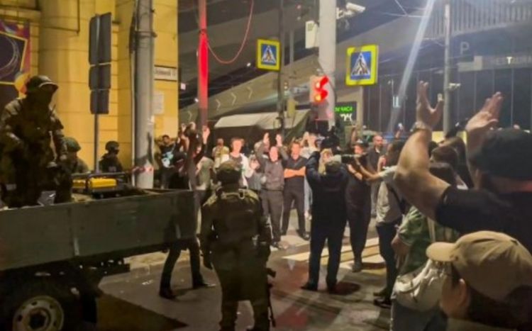 “Vaqner”in hərbçiləri Rostov-Donu tərk etməyə başlayıblar