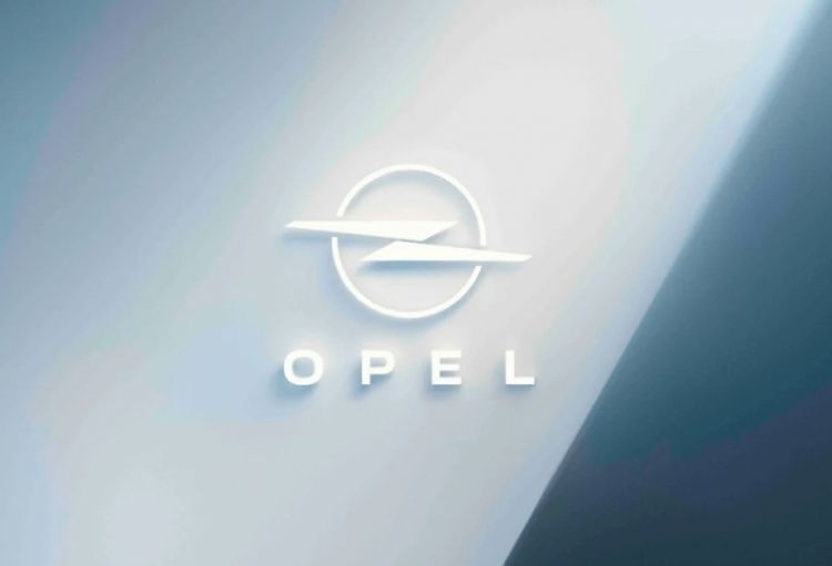“Opel” yenilənmiş loqosunu təqdim edib<font color=red> - VİDEO</font>