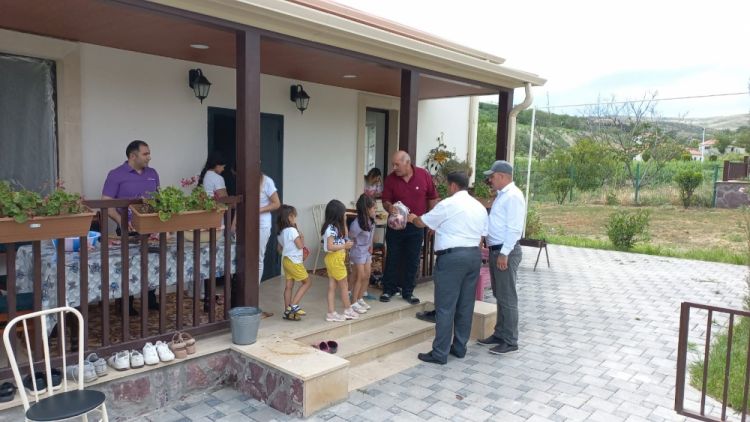 Talış kəndində otuz ildən sonra ilk dəfə qurban kəsilib<font color=red> - FOTOLAR</font>