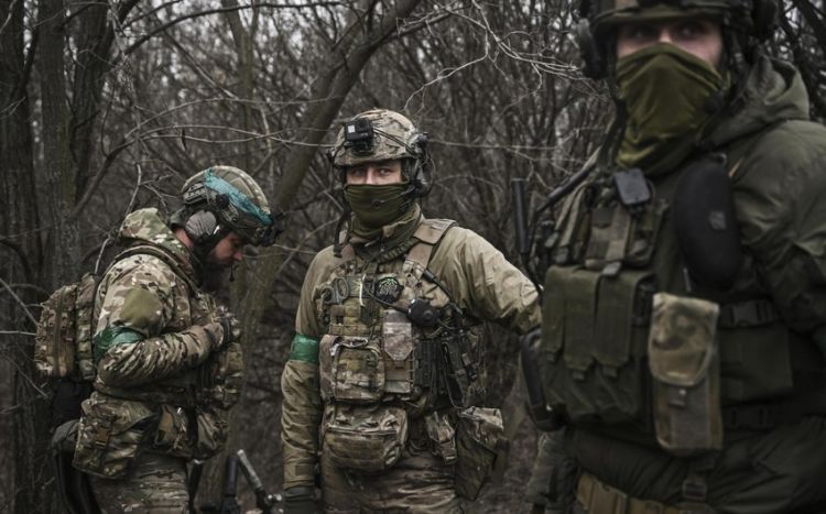 Ukrayna hərbçiləri Baxmutda iki strateji yüksəkliyə nəzarəti ələ keçirib