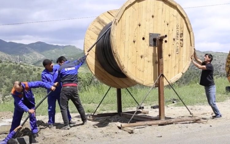 Laçının ən ucqar kəndlərinin elektrik şəbəkəsi yenilənir<font color=red> - VİDEO</font>