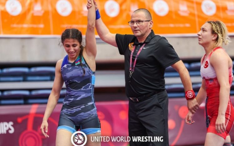 Gültəkin Şirinova güləş üzrə Avropa ikincisi olub