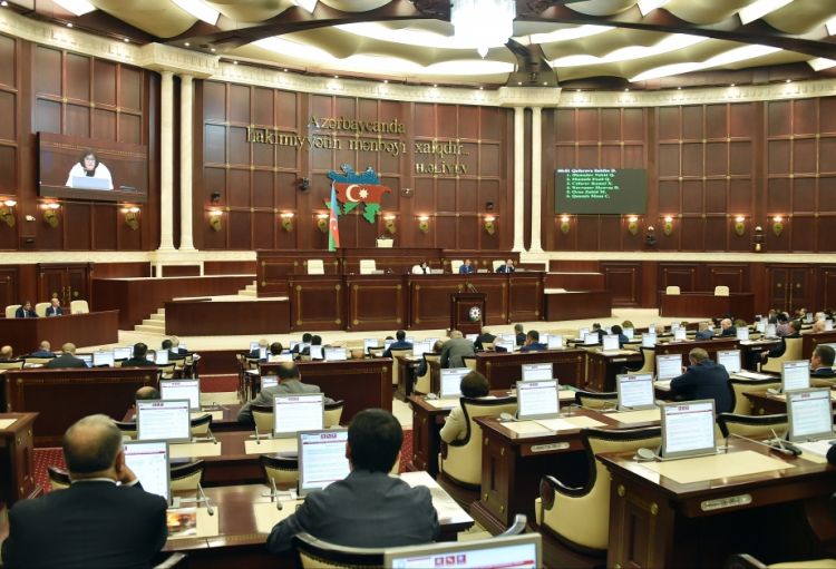 Siyasi partiyalar tərəfindən qəbul edilən qanunsuz ianələrə görə cərimələr müəyyənləşir