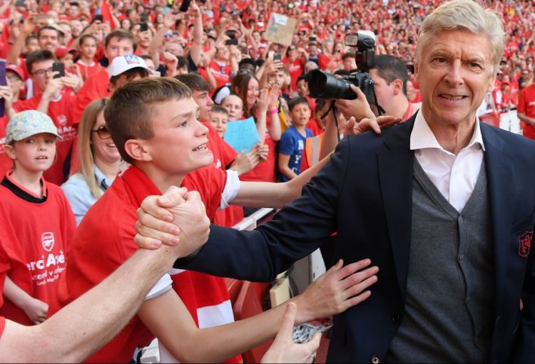 “Emireyts” stadionunun qarşısında Arsen Vengerin abidəsi ucaldılacaq