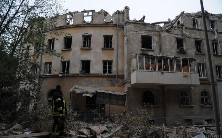 Lvova raket hücumu nəticəsində ölənlərin sayı 10 nəfərə çatıb<font color='red'> - YENİLƏNİB</font>