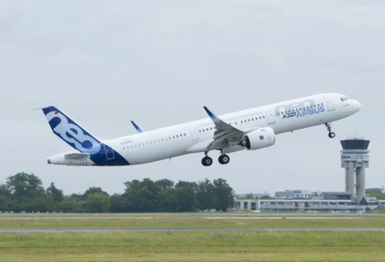 “Airbus” ilin birinci yarısında 1044 təyyarə sifarişi alıb