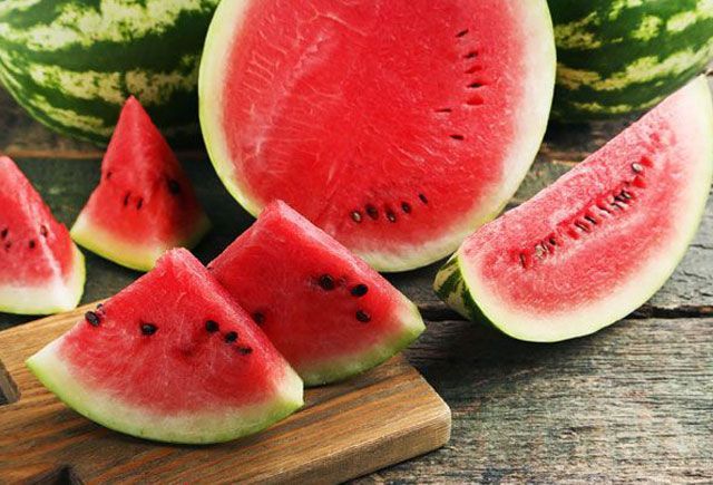 AQTA: “Qarpız və yemiş kəsilən gün yeyilməlidir”