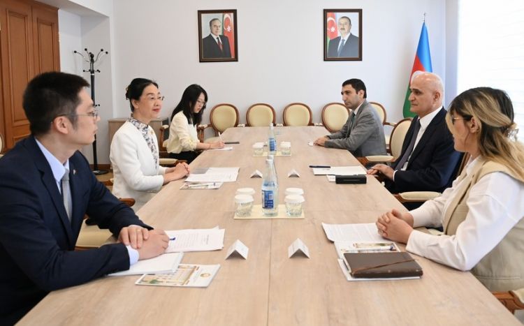 Azərbaycanla Çin arasında müxtəlif sahələrdə əməkdaşlığın genişləndirilməsi perspektivləri müzakirə olunub