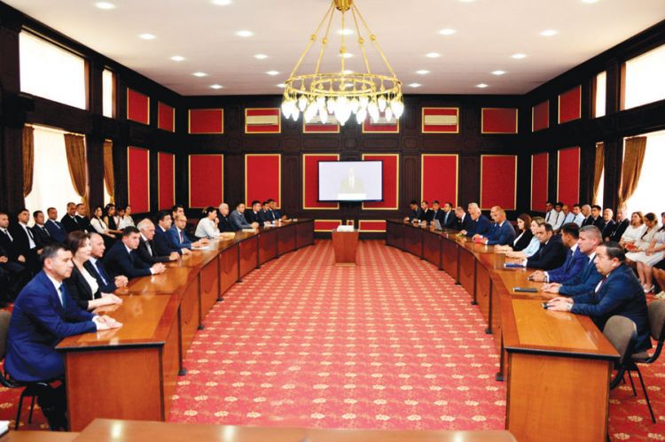 Naxçıvan Şəhər İcra Hakimiyyətində tədbir keçirilib