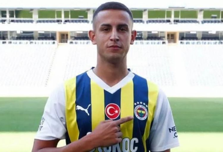 “Fənərbağça” klubu heyətini yeni futbolçu ilə gücləndirib