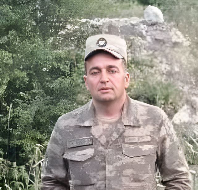 Kəlbəcərdə hərbi avtomobil qəzaya uğrayıb, ölən və yaralanan var