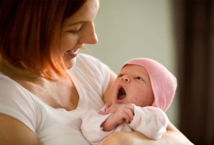 Alimlər iki yaşadək uşaqların yuxuya getməsində ananın genetik rolunu izah ediblər