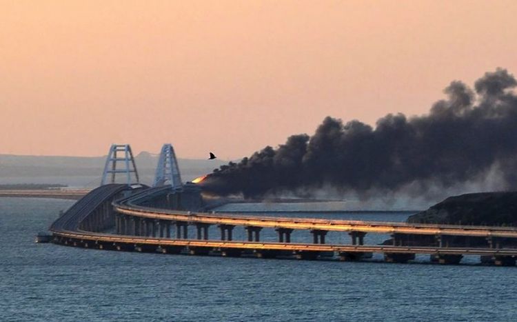 Ukraynanın müdafiə naziri: “Krım körpüsünə zərbələr endirməkdə davam edəcəyik”