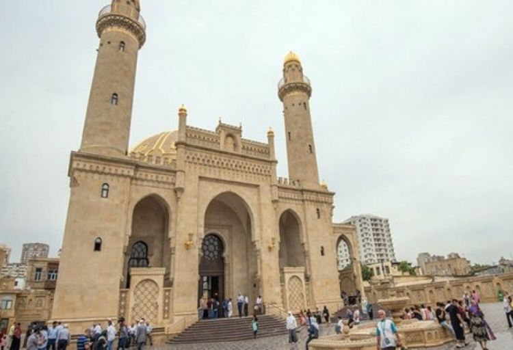 Bu gün Məhərrəm ayının onuncu günü, Aşuradır