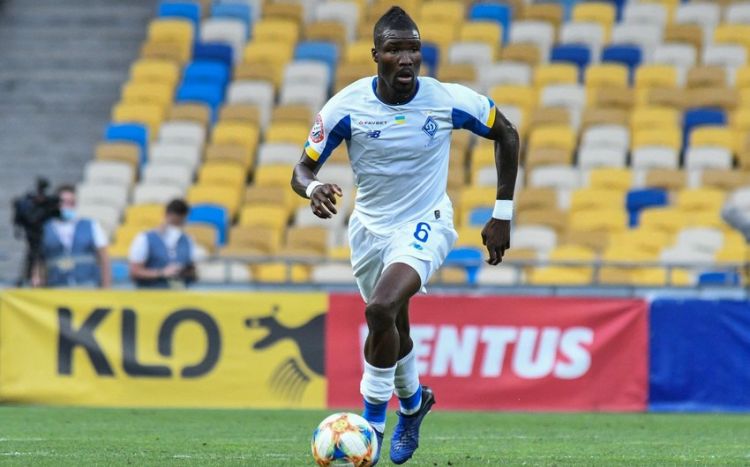 Kiyev “Dinamo”sunun sabiq futbolçusu “Araz-Naxçıvan”la müqavilə bağlayıb