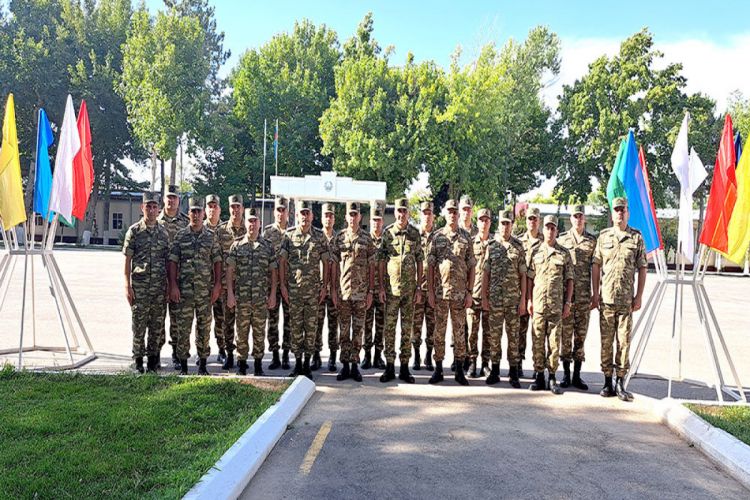 Hərbi qulluqçularımız Özbəkistanda keçiriləcək təlimdə iştirak edəcək