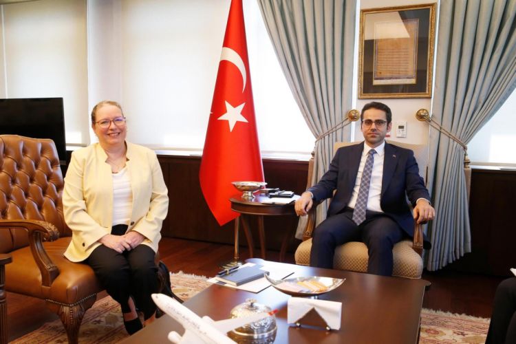 Türkiyə XİN başçısının müavini İsrail səfirini qəbul edib