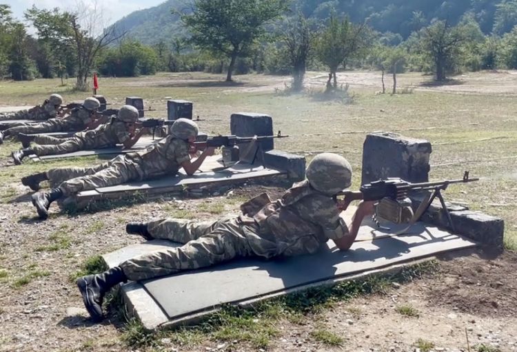 Kursantların düşərgə toplanışı davam edir <font color=red> - VİDEO</font>