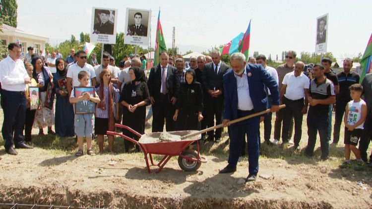 Şərur rayonunun Ələkli kəndində "Şəhidlər” məscidi tikilir<font color=red> - VİDEO</font>