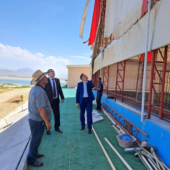 Uzunoba Təlim-Məşq İdman Kompleksində ümumi bərpa işləri aparılır<font color=red> - FOTOLAR</font>