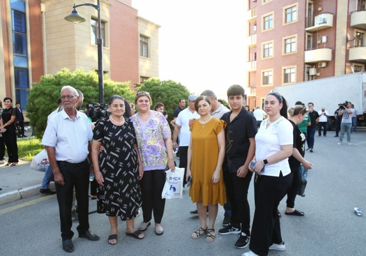 Daha bir neçə ailə Zəngilanın Ağalı kəndinə yola salınıb