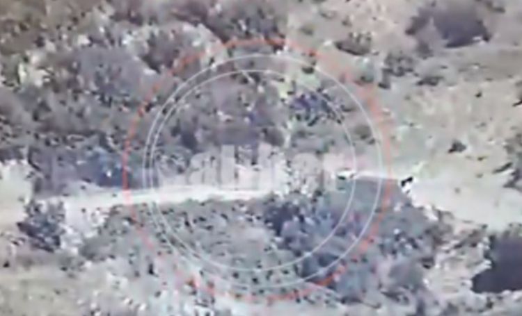 Qarabağdakı erməni quldurları sülhməramlıların “çətiri” altında döyüş postlarına dəstək vasitələri daşıyır<font color=red> - VİDEO</font>