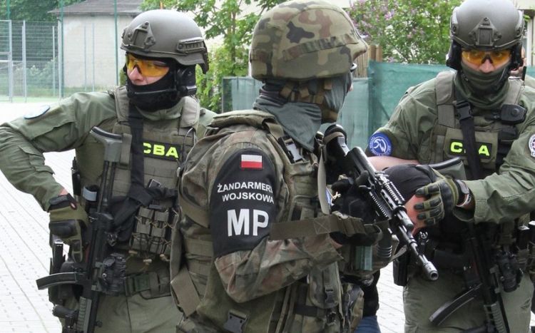 Polşada casusluqda şübhəli bilinən iki rusiyalı saxlanılıb