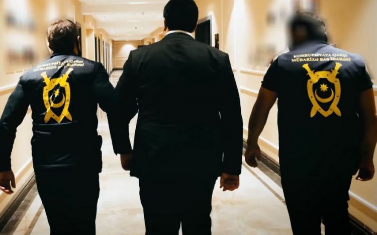 Gömrük Komitəsi və Sosial Xidmətlər Agentliyinin vəzifəli əməkdaşları həbs edilib