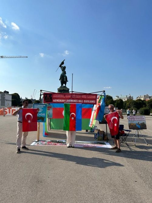 Vyanada Ermənistanın Azərbaycan ərazisindəki mina terroruna qarşı etiraz aksiyası təşkil olunub