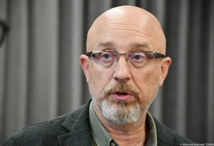  Oleksiy Reznikov: Ukraynalı pilotlar F-16 qırıcılarında təlimlərə başlayıblar