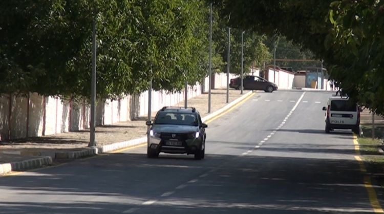 Kolanı kəndini əhatə edən bütün yollar yenilənib<font color=red> - VİDEO</font>