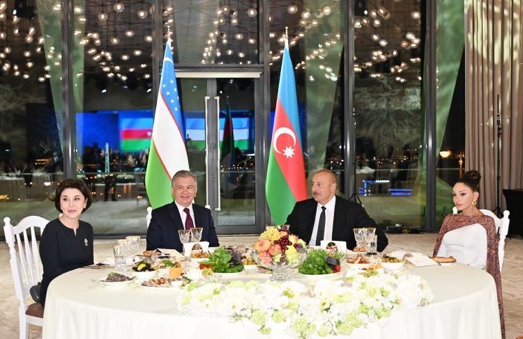 Ali qonağın şərəfinə dövlət ziyafəti<font color='red'> - YENİLƏNİB</font><font color=red> - FOTOLAR</font>