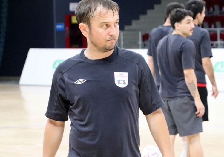 “Araz-Naxçıvan”ın baş məşqçisi: Artıq son oyunu düşünməliyik