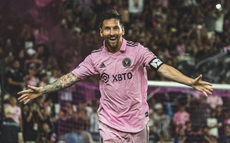 Messi MLS-də ilk oyununa çıxıb