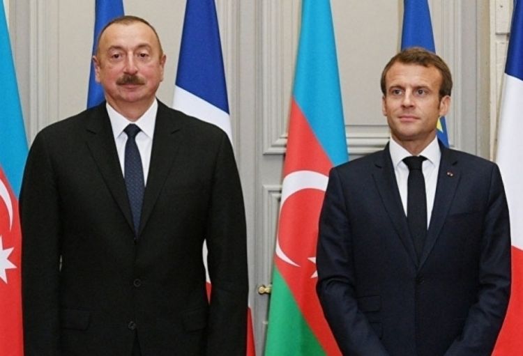 Fransa Respublikasının Prezidenti Emmanuel Makron Azərbaycan Respublikasının Prezidenti İlham Əliyevə zəng edib