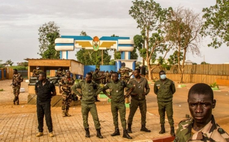 Niger Fransa hərbçilərinin ölkədən çıxması üçün bir ay vaxt verib