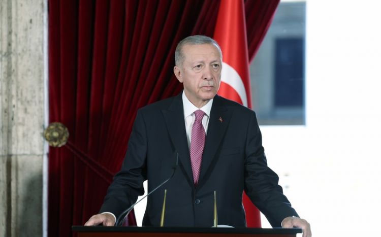 Ərdoğan: “Can Azərbaycanın işğal altındakı torpaqlarını qaytarmasına tərəddüdsüz kömək etdik”