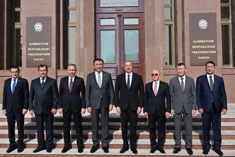 Prezident İlham Əliyev türk dövlətlərinin Bakıda keçirilən tədbirlərdə iştirak edən nazirlərini qəbul edib<font color='red'> - YENİLƏNİB</font><font color=red> - FOTOLAR</font>