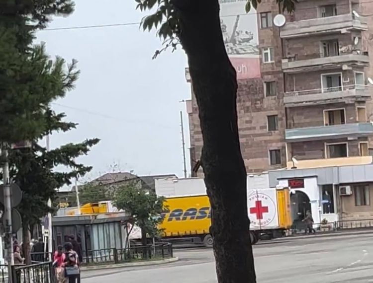 Rusiya Qızıl Xaç Cəmiyyətinin göndərdiyi yük Xankəndiyə çatıb