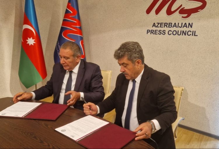 Mətbuat Şurası ilə Türk Dünyası Jurnalistlər Federasiyası əməkdaşlıq edəcək