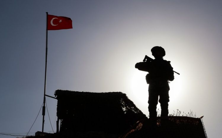 Türkiyə ordusu İraqda PKK-nın mövqelərinə zərbələr endirərək 4 terrorçunu məhv edib