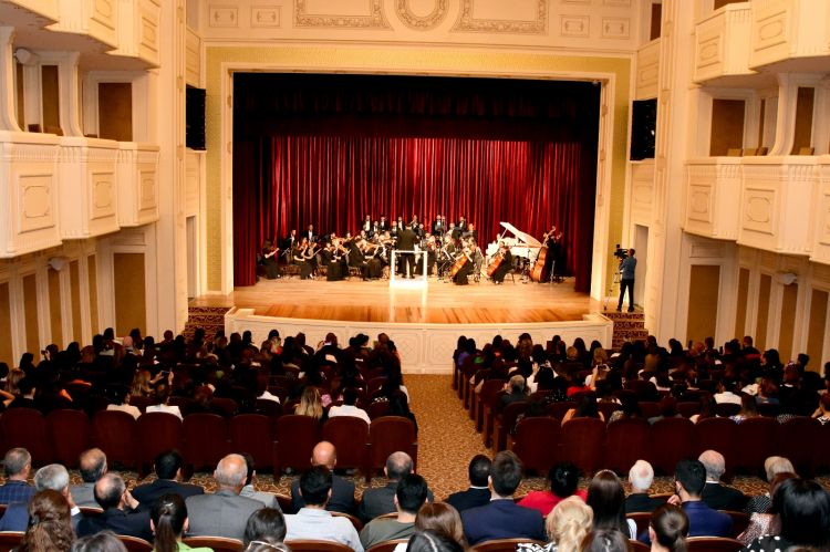 Naxçıvanda Milli Musiqi Günü qeyd olunub<font color=red> - FOTOLAR</font>