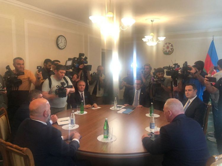 Yevlaxda Qarabağın erməni sakinlərinin nümayəndələri ilə görüş başa çatıb